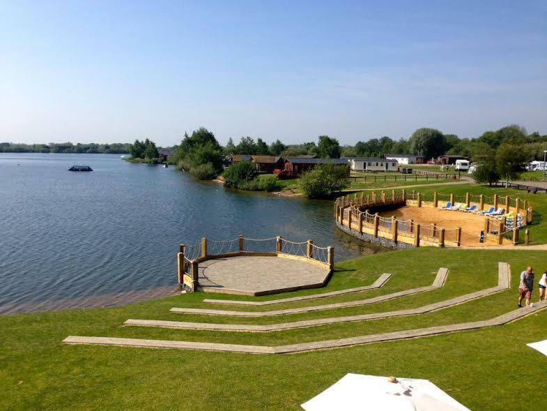 The Salsa Attractive Accomodation At Tattershall Lakes Luaran gambar